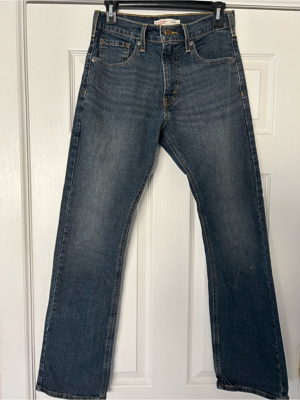Levi's Straight-Leg Jeans in Medium Dark Blue